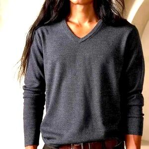 BANANA REPUBLIC Men's Merino Vee Sweater, gray